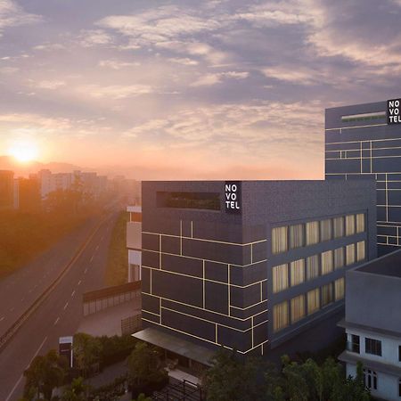 Novotel Guwahati Gs Road Экстерьер фото
