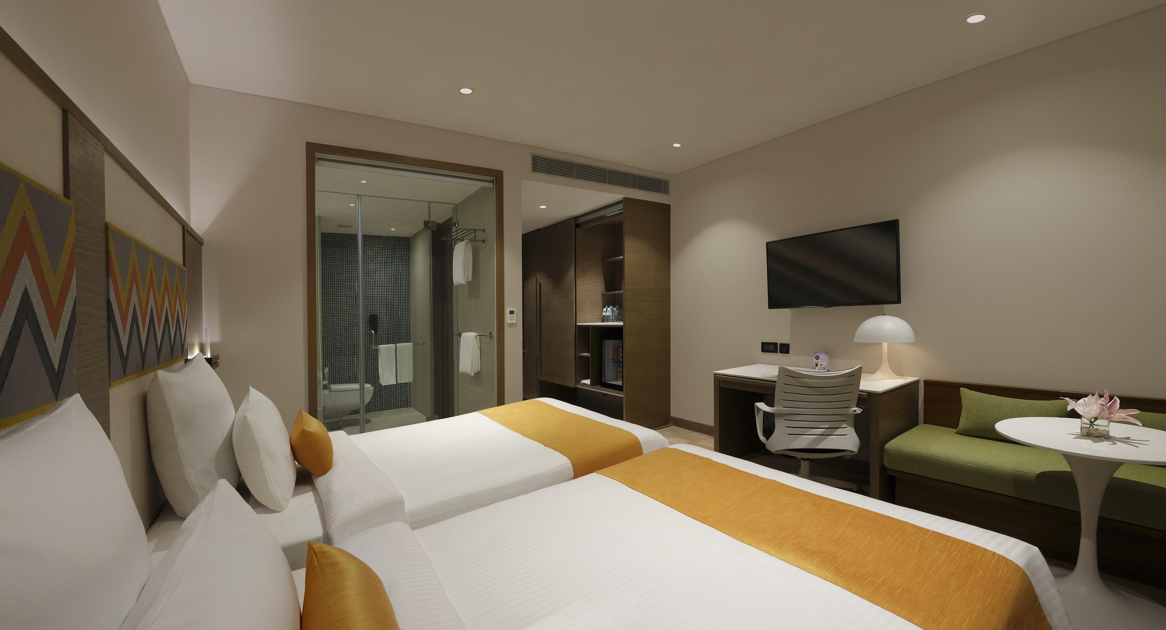Novotel Guwahati Gs Road Экстерьер фото