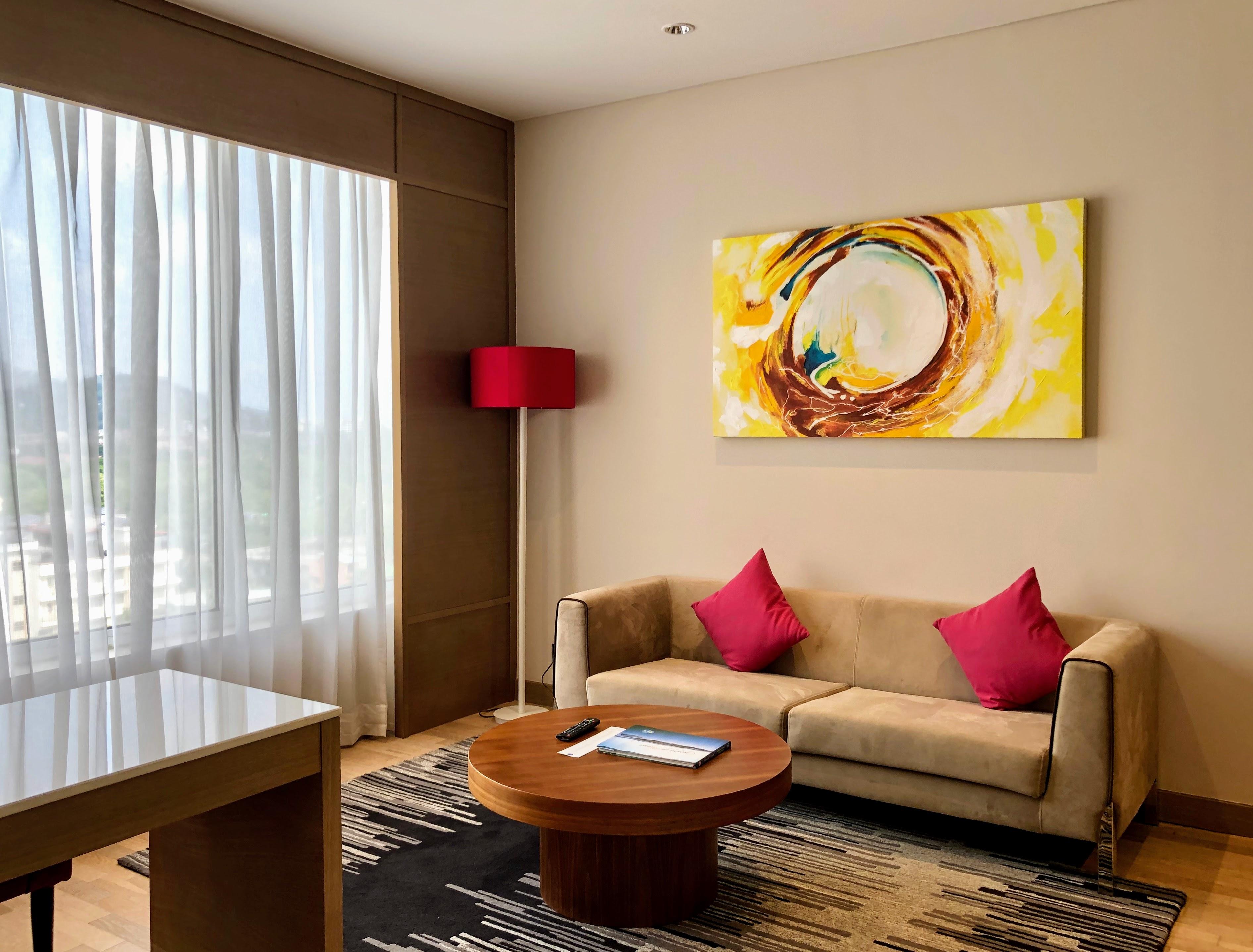Novotel Guwahati Gs Road Экстерьер фото