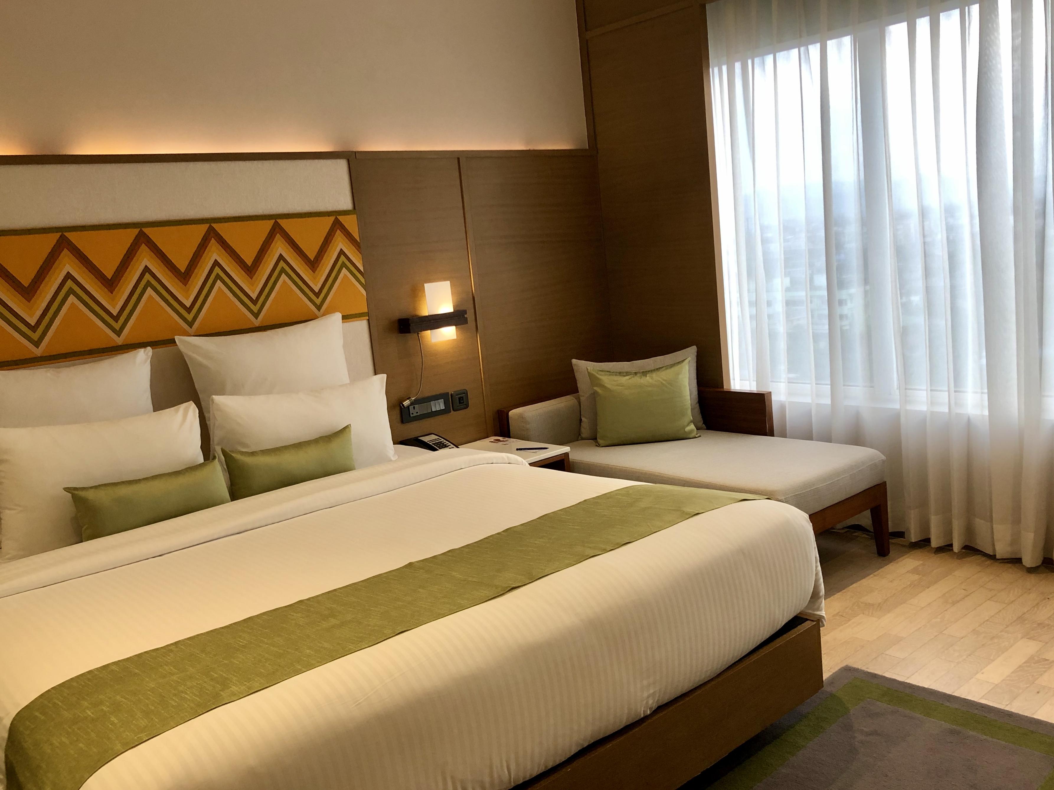 Novotel Guwahati Gs Road Экстерьер фото