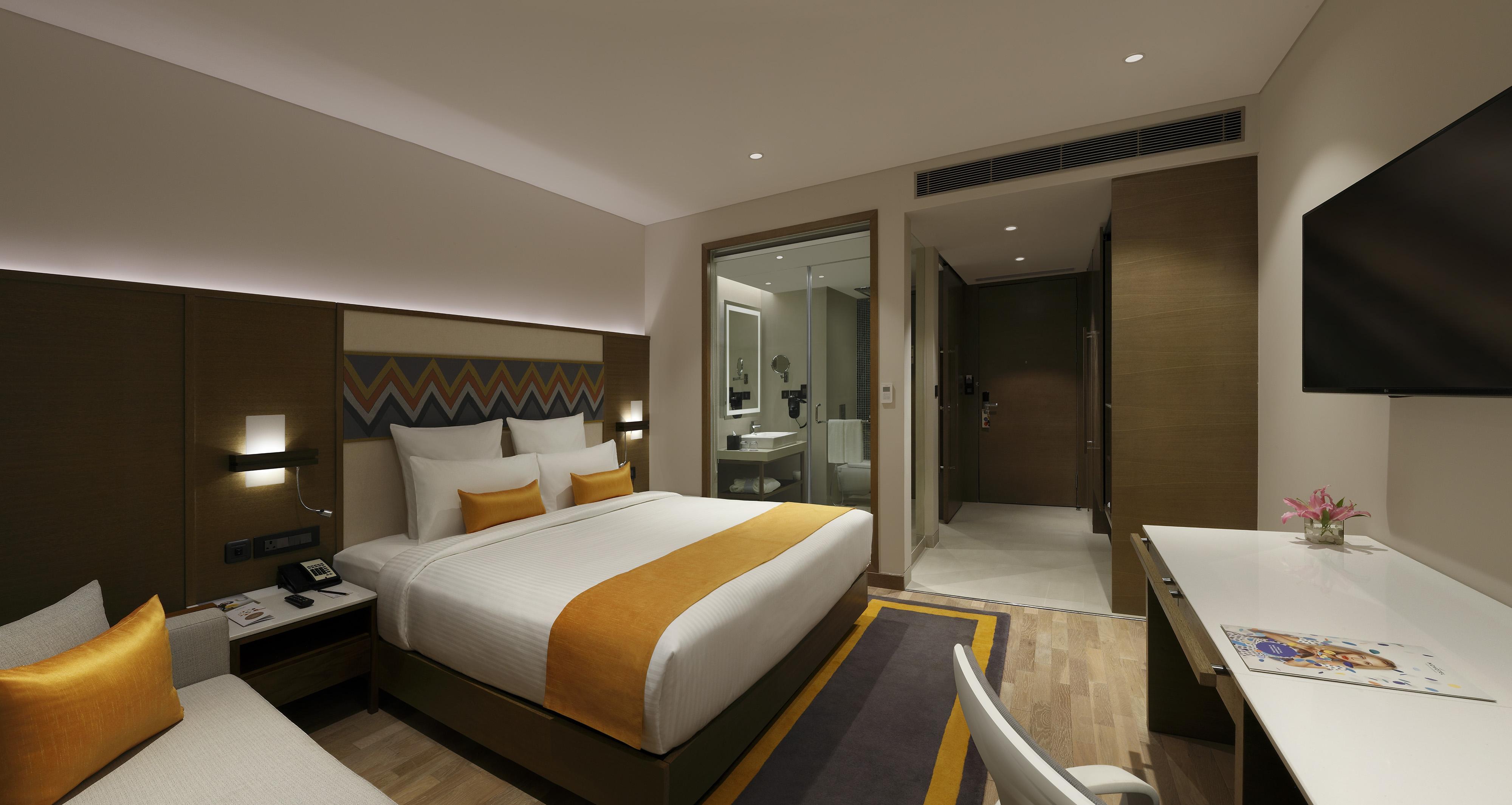 Novotel Guwahati Gs Road Экстерьер фото